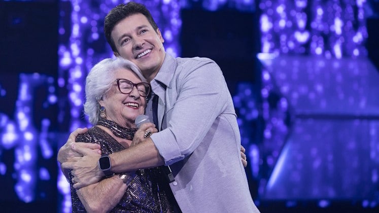 Os melhores
A grande final vai reunir os 15 competidores que marcaram a temporada e fizeram o palco tremer: Saulo Soul, Gerard Macapagal, Catarina Neves, Nathy Moraes, Trio Marys, Luan Carbonari, Felipe Santos, Fillipe Dom, Samuca, Thielly Lohane, Marcela Martins, Danilo, Elriel, Helleno e Ariane Wink vão apresentar hits surpreendentes. Para quem vai a sua torcida?