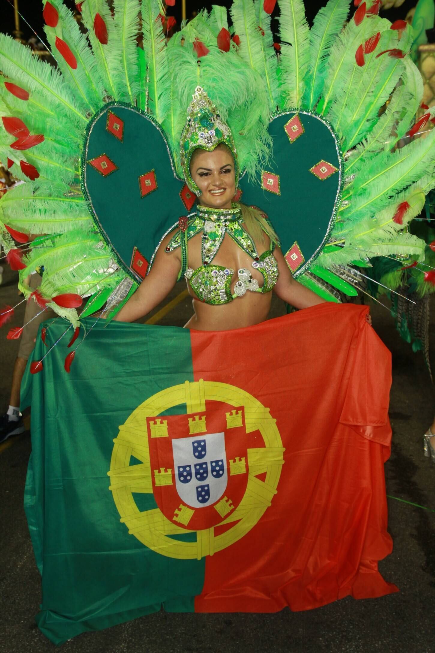 Com 3 mil componentes, a bi-campeão do Carnaval de São Paulo está de volta à elite após ser rebaixada para o grupo de acesso em 2016