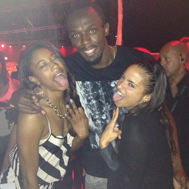 E dá pra perceber que a sua preferência é por morenas, né?