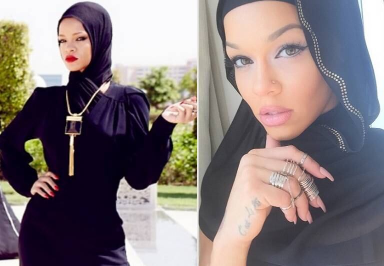 Enquanto visitava Abu Dhabi, Rihanna optou por um modelito que mostrava a cultura dos Emirados Árabes. Entretanto, Brook postou uma foto em que usava uma espécie de xale na cabeça e ficou muito parecida com a cantora 