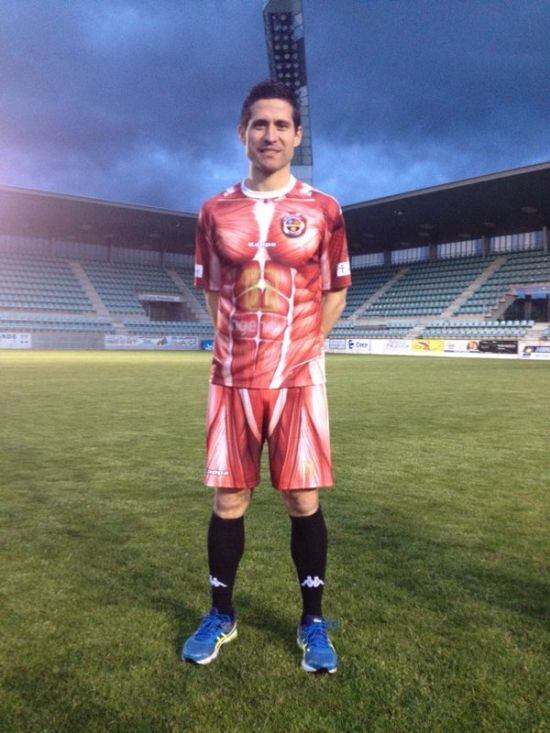 E você, gostaria que seu time tivesse um uniforme como este?