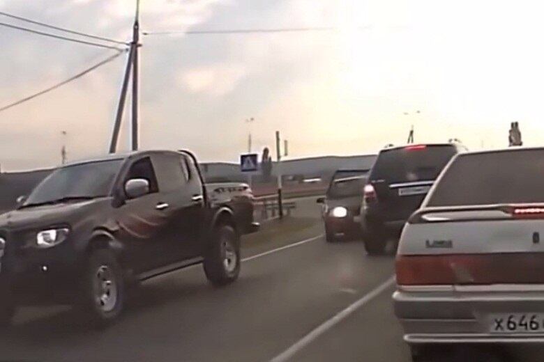 Acontece o que não era inevitável... Batida!