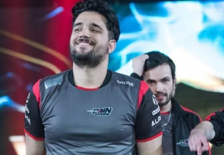 Os seis títulos do Campeonato Brasileiro de League of Legends (CBLOL) fazem de Felipe “brTT” Gonçalves um dos maiores gamers brasileiros.