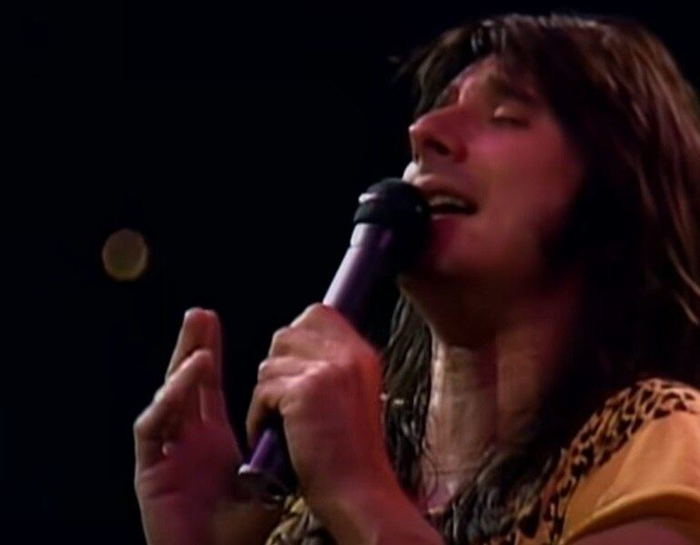 Nome da música: Don’t Stop Believin’ - Banda/Cantor: Journey