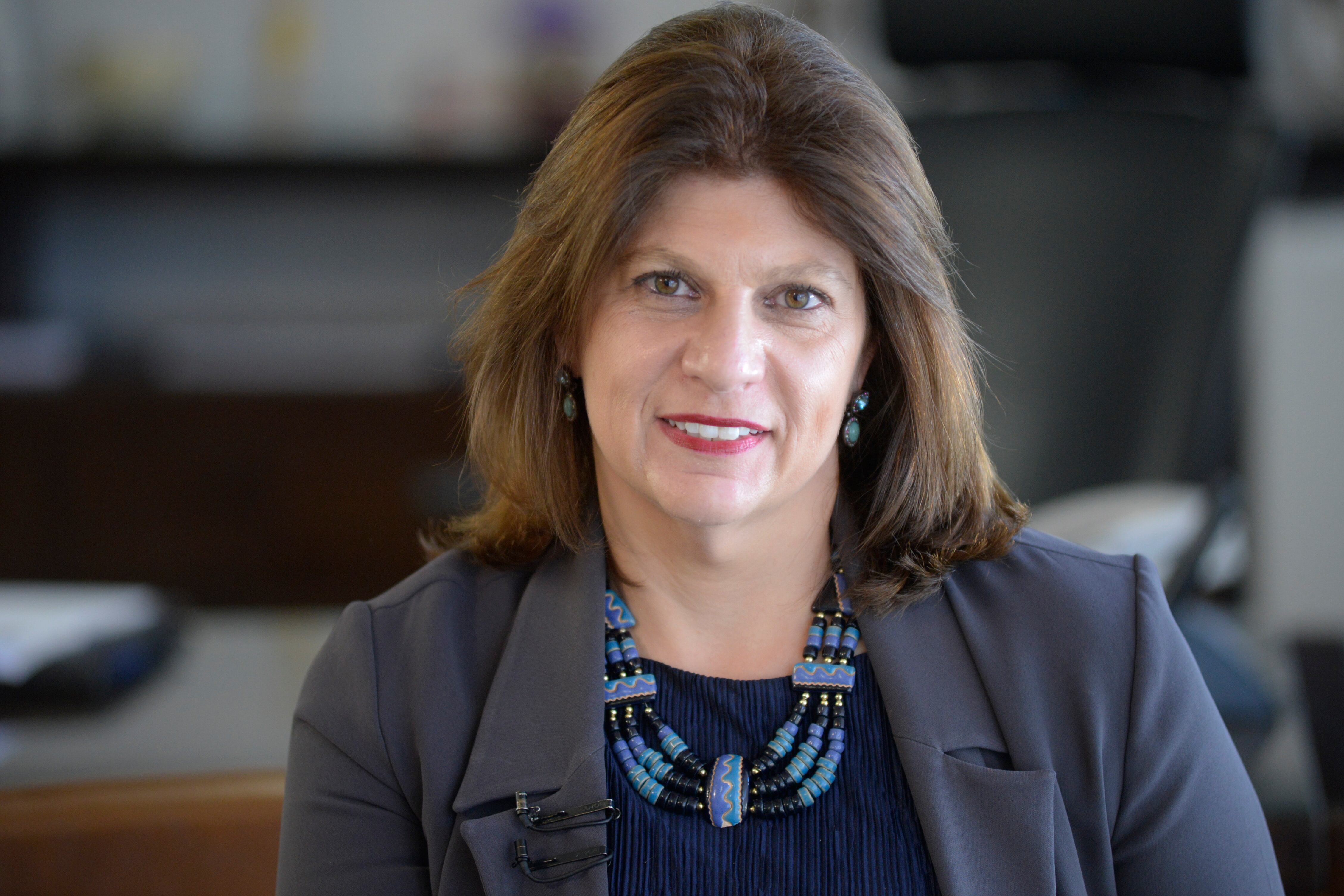 Blog Chá de Ideias estreia no Portal R7 com Ilana Trombka, diretora-geral do Senado