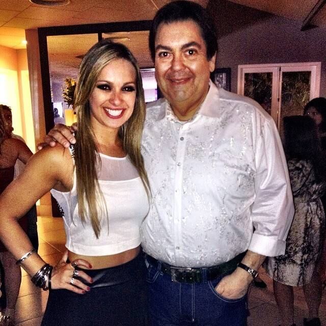 Bailarina do Faustão agradece após bronca em ex-BBB Tatiele