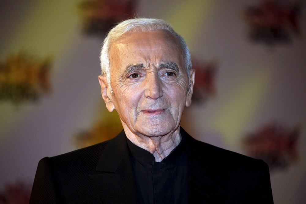Charles Aznavour morreu aos 94 anos