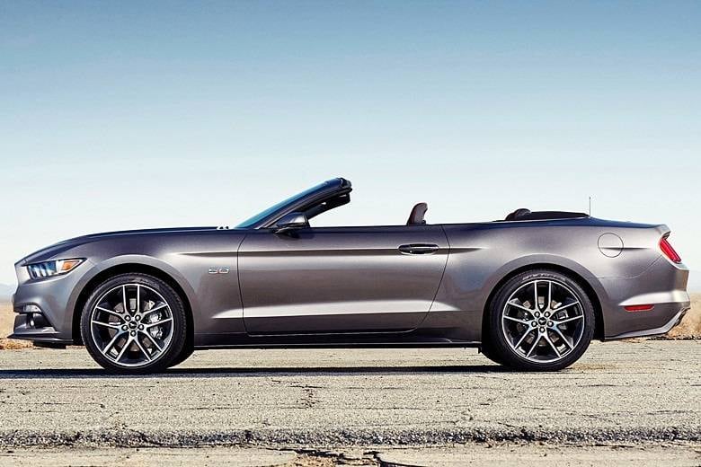 Ford Mustang Convertible 2015