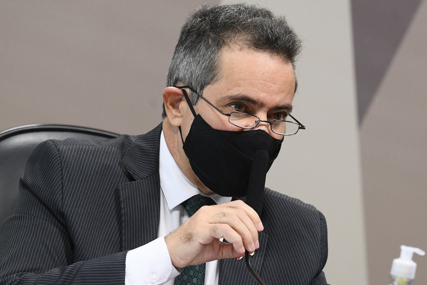 Elcio Franco citou lei complementar que justificaria possível subnotificação