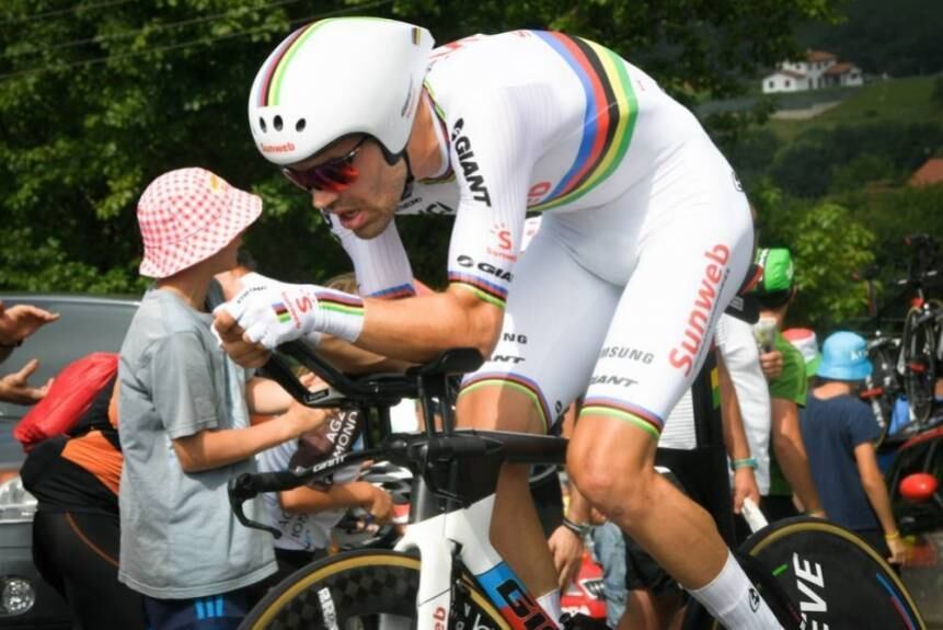 Tom Dumoulin venceu na 20ª prova, o último contrarrelógio da Volta da França 2018. O holandês percorreu 31km de pista, de Saint-Pée-sur-Nivelle a Espelette, em 40m52s