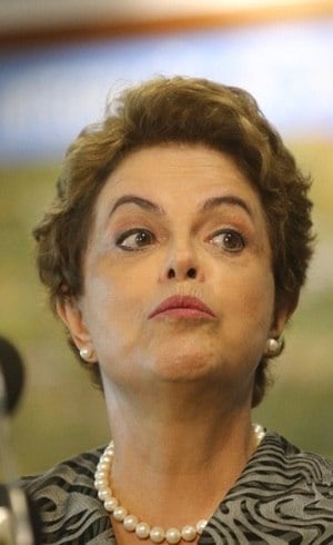 Relator quer ouvir a defesa da presidente e os juristas que apresentaram o pedido