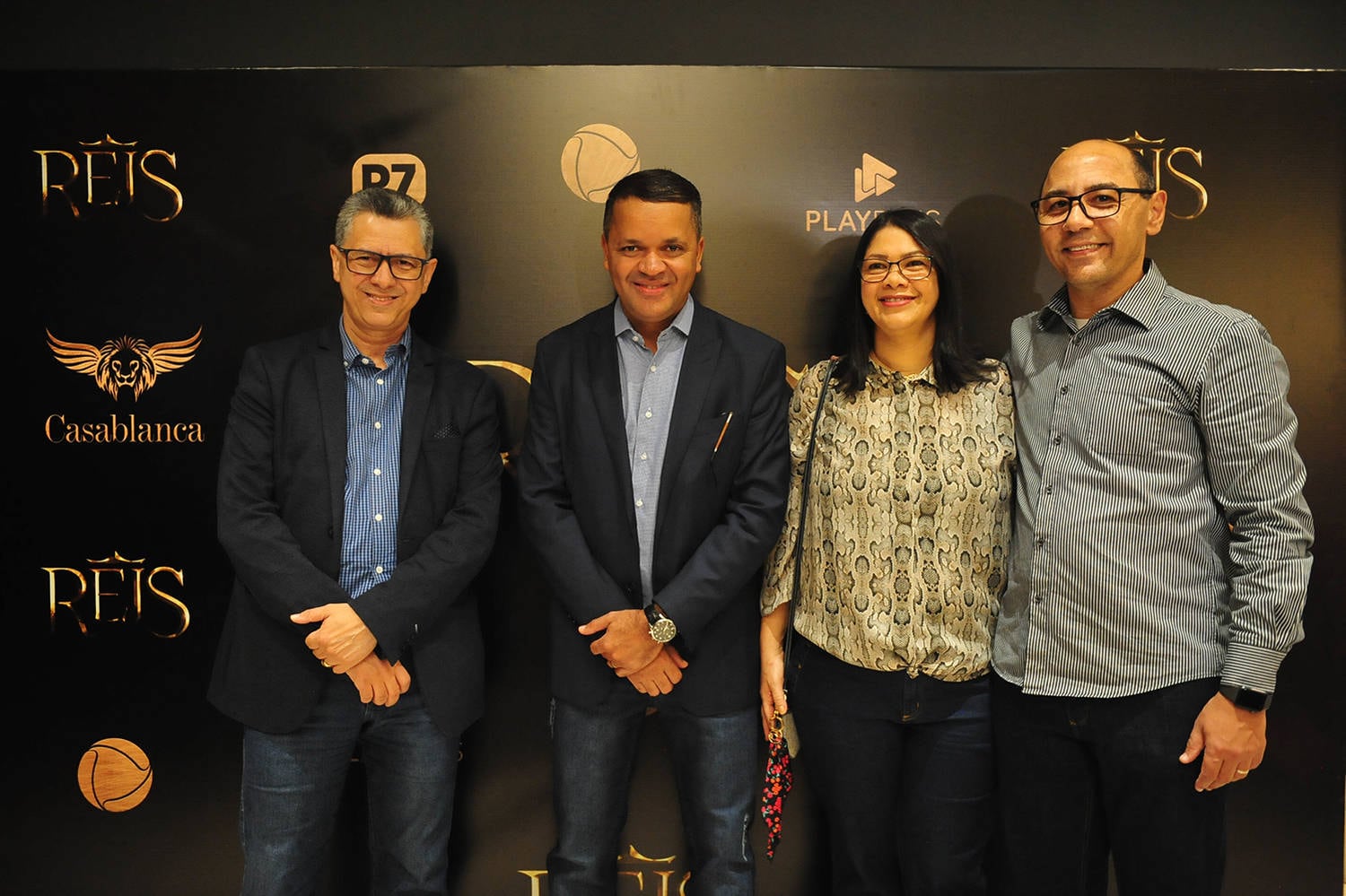 Record TV RS recebeu convidados em sala de cinema para a estreia da série Reis