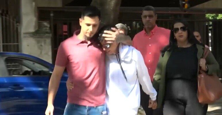 Entregadora aguarda alvará de soltura