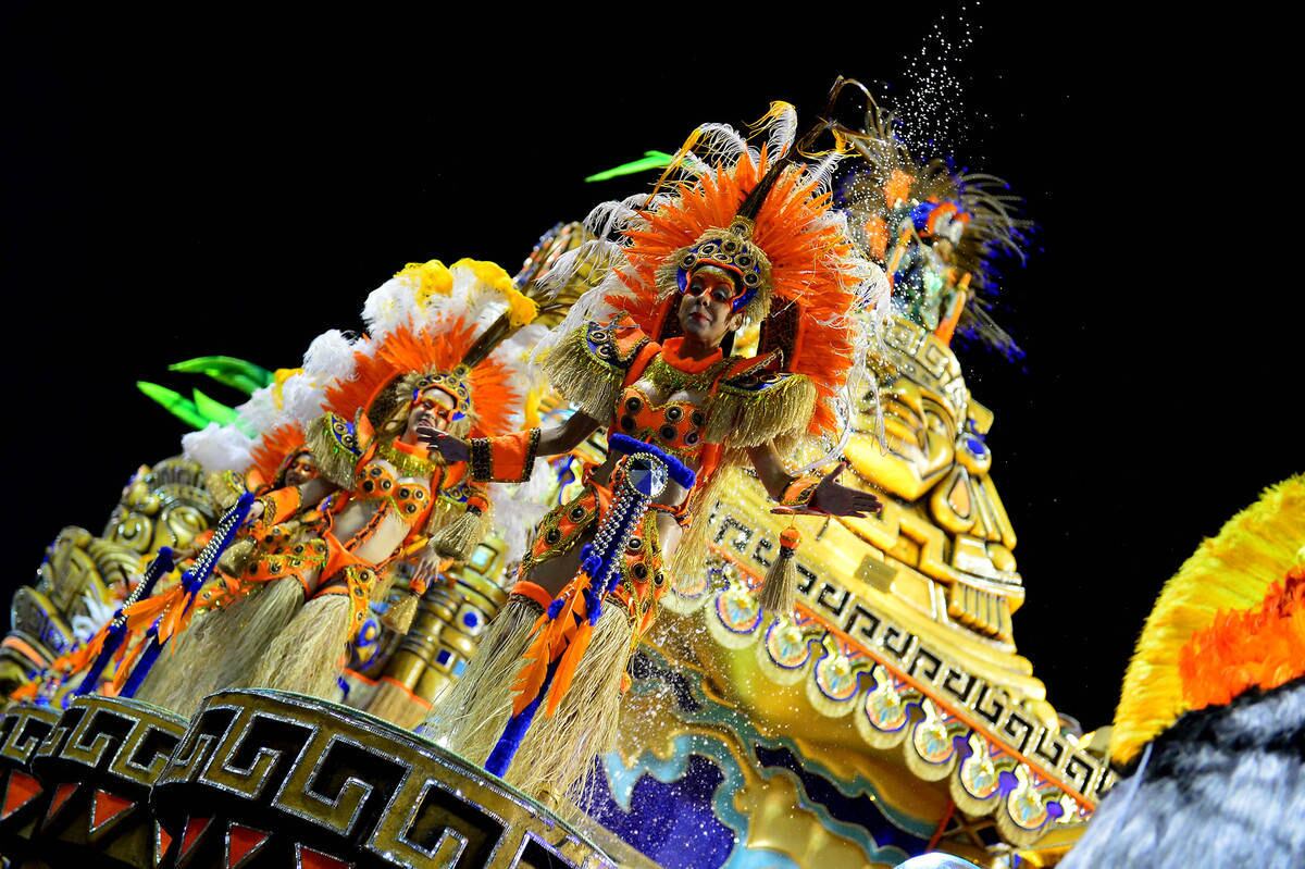 Império de Casa Verde vence o Carnaval 2016