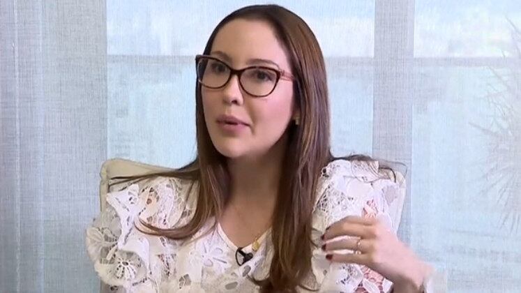 A dermatologista Renata Mendes explicou que há produtos específicos para cada faixa etária. "A camada mais superficial da pele da criança é mais fininha e que ainda está amadurecendo. As chances de ter uma reação é muito maior", afirmou. 