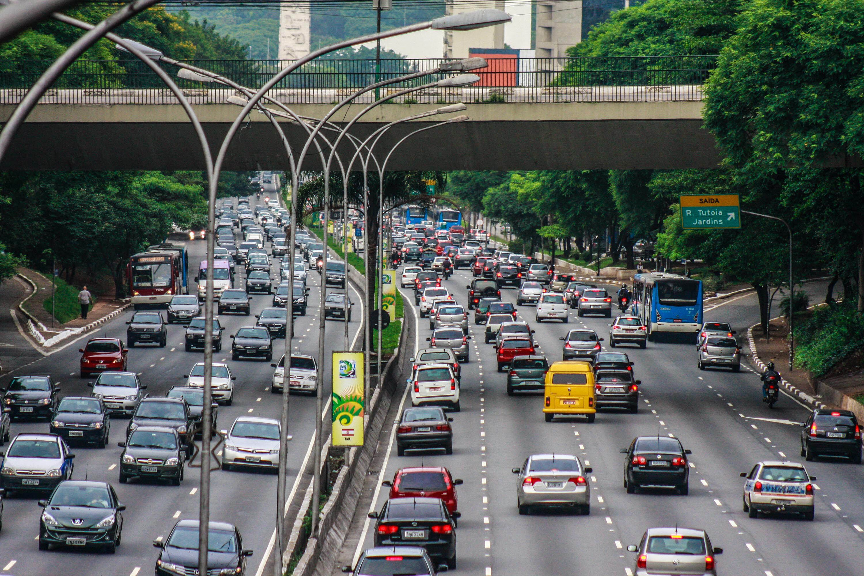 Governo libera o parcelamento das multas no cartão de crédito