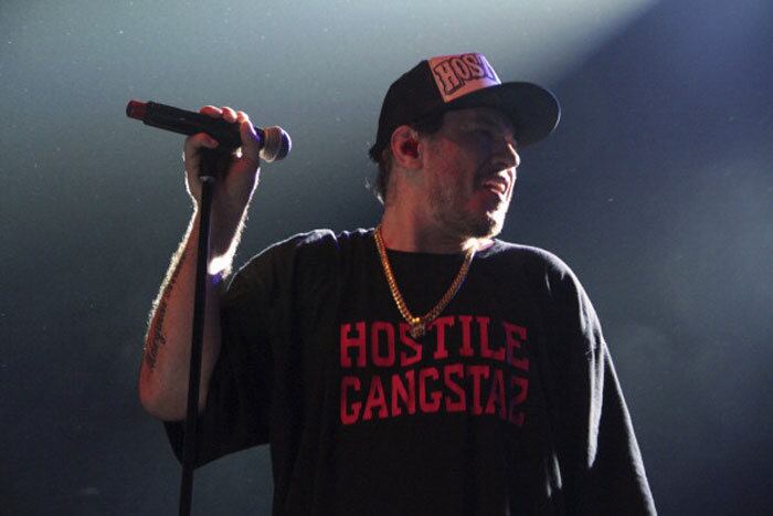 Questionado pelo R7, o ECAD (Escritório Central de Arrecadação e Distribuição) preferiu não divulgar os valores que serão repassados a partir de agora aos detentores dos direitos autorais, os quais, segundo o especialista Durval Pace, “serão arrecadados pelo órgão e distribuídos a quem de direito”. Em alguns casos, entretanto, depender da grana de direitos autorais pode não ser uma boa estratégia, como veremos a seguir