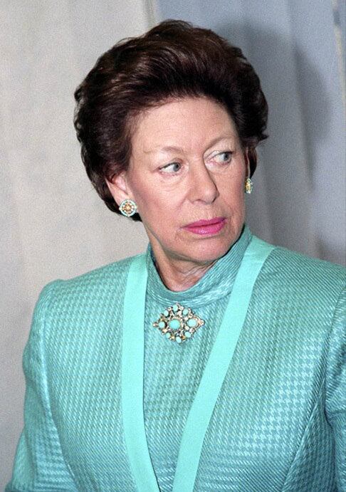 Filha mais nova de Isabel e irmã de Elizabeth II, a Princesa Margarida também gosta de bebida alcoólica.
