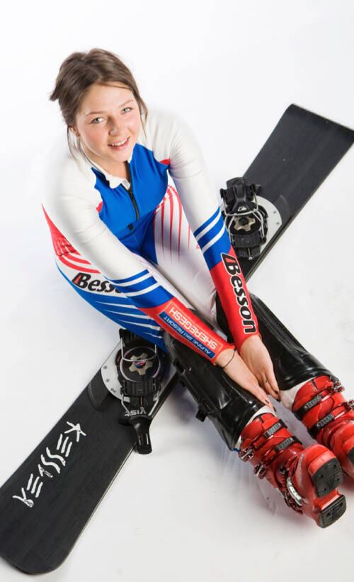 Alena Zavarzina. Ela tem 24 anos, mas parece até menos, né?