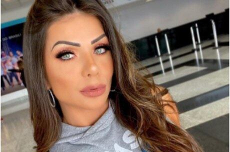 A influencer Paula Biazin foi detida por vender remédio falsificado