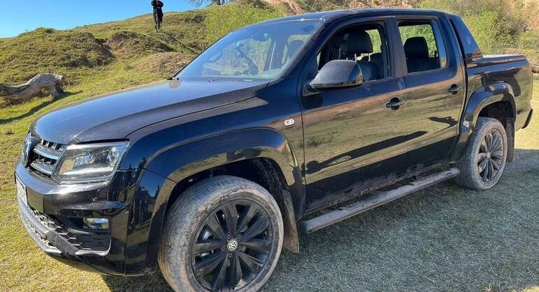 Câmbio é automático de oito velocidades e a tração é integral permanente com modo 4 por 4