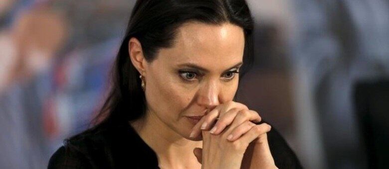 A atriz vencedora do Oscar conheceu pessoalmente uma garota iraquiana de 13 anos que disse ter sido estuprada repetidamente junto com suas amigas, sendo em seguida vendida por 40 dólares