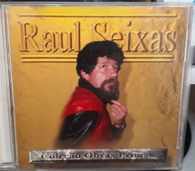 Em 1959, Raul Seixas fundou o Elvis Rock Club com o amigo Waldir Serrão. E, mesmo famoso, Raul continuou mostrando admiração pelo ídolo americano

