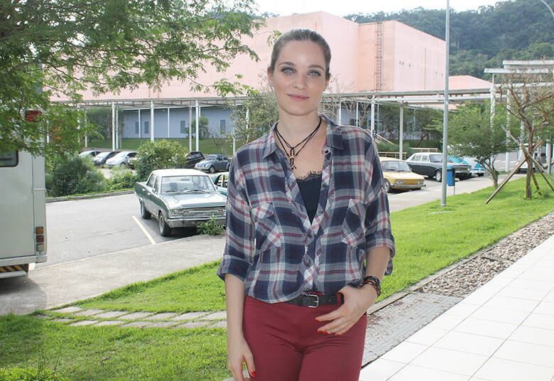Em entrevista ao R7, Bruna Di Tulio conta como foi o processo de preparação para compor personagem