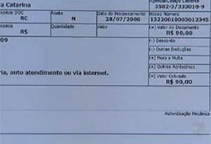 O importante é verificar se o código de barras que aparece na
parte de cima do documento é a mesmo que aparece embaixo. Se for necessário
pedir uma segunda via, o ideal é solicitar a fatura sempre pelo site do
banco emissor. Importante constar o CNPJ da empresa, o valor e a data de
vencimento do título no documento