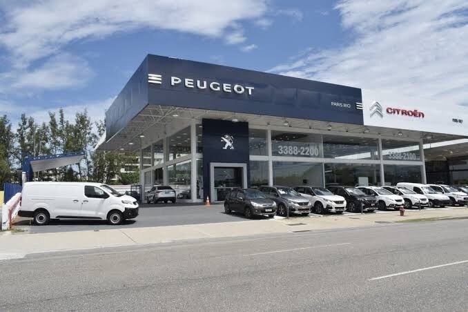 Concessionária da rede Peugeot: oficinas abertas e showroom fechado mas compra é possível