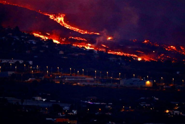 Atualização não leva em conta o avanço do material vulcânico desde a reativação da erupção