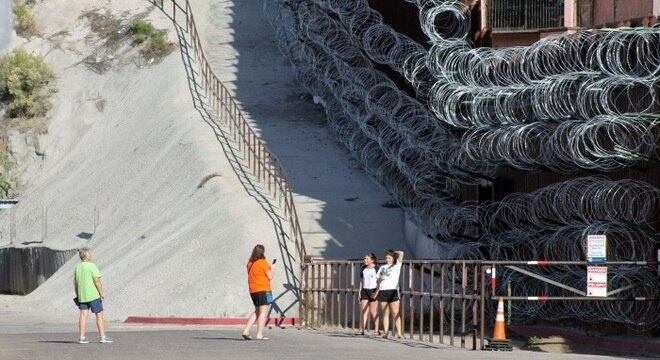 'Muro' de Trump se tornou passeio turístico
