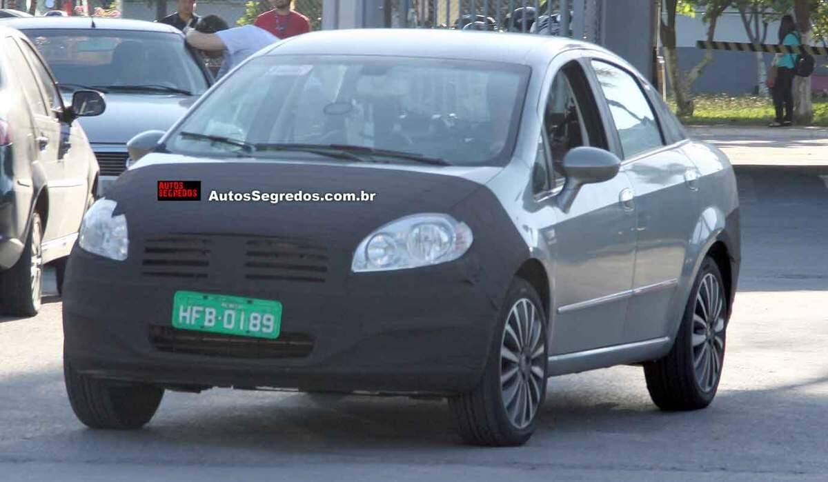 Neste flagra recente, registrado em janeiro, o Linea aparece pouco coberto e já em testes finais

Saiba tudo sobre carros! Acesse R7.com/carros