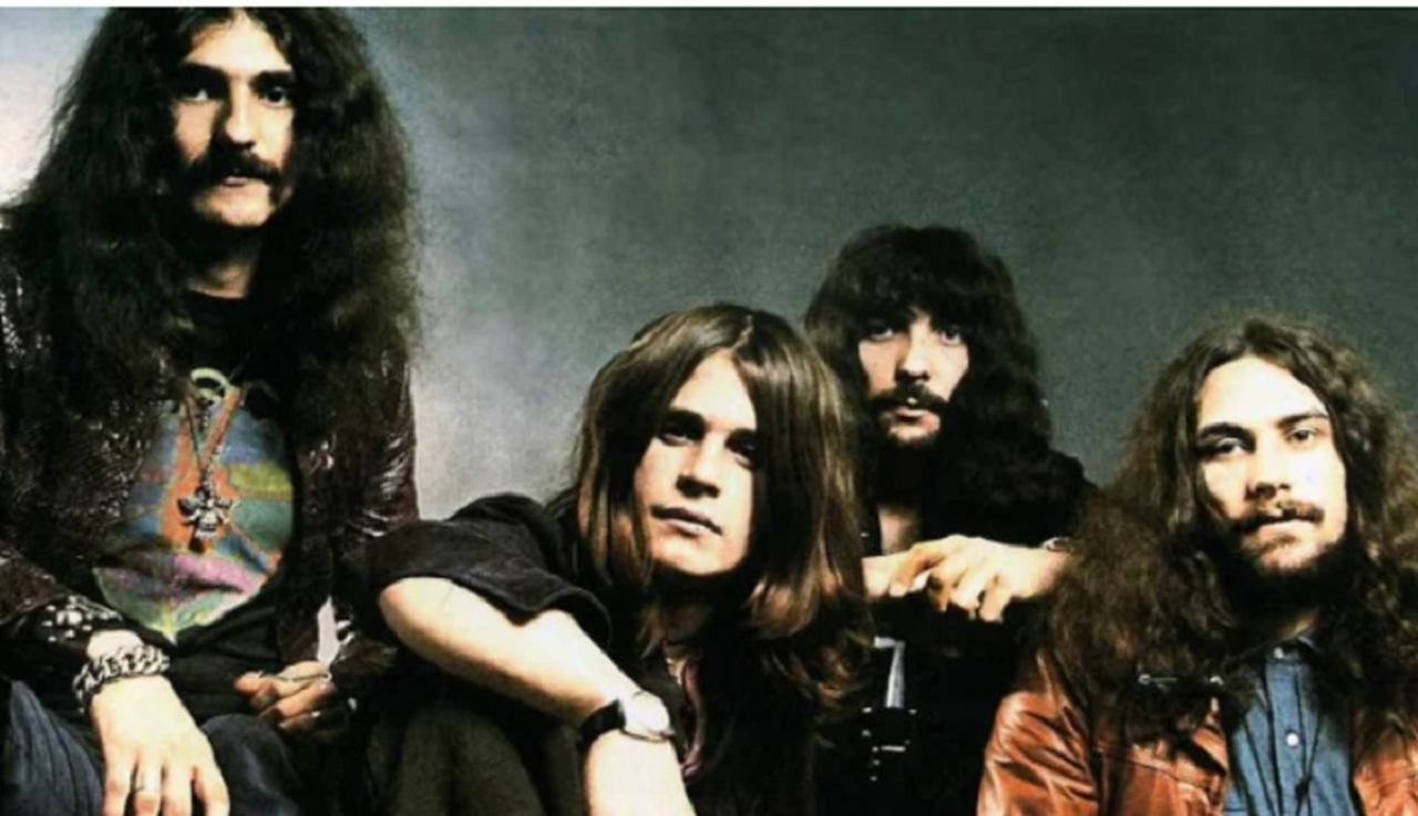 A banda surgiu em 1968, na cidade inglesa de Birmingham, e pouco tempo depois se tornou o principal símbolo do heavy metal. O destaque da banda fica por conta do famoso vocalista Ozzy Osbourne.