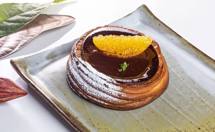 Com isso, o WholeFruit Evocao está conectado com os princípios de sustentabilidade, reduz em 25% o desperdício da fruta de cacau e proporciona aos agricultores uma renda adicional para uma melhor qualidade de vida, oferecendo ainda uma experiência única de sabor