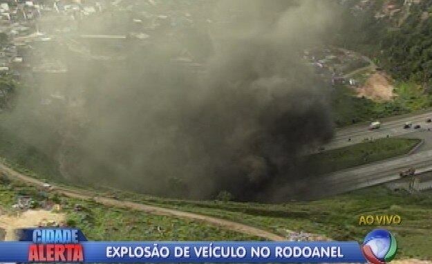 As chamas começaram dentro do túnel do Rodoanel