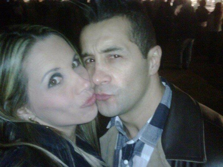 

Por fim, Faby Monarca defendeu o marido das acusações feitas por alguns peões: segundo eles, Oliver estaria se achando o "zelador da Fazenda" por não poder receber votos até a final.

— Ele nunca se achou porque ganhou imunidade. Em casa ele é
assim também, muito exigente, ele é assim sempre 