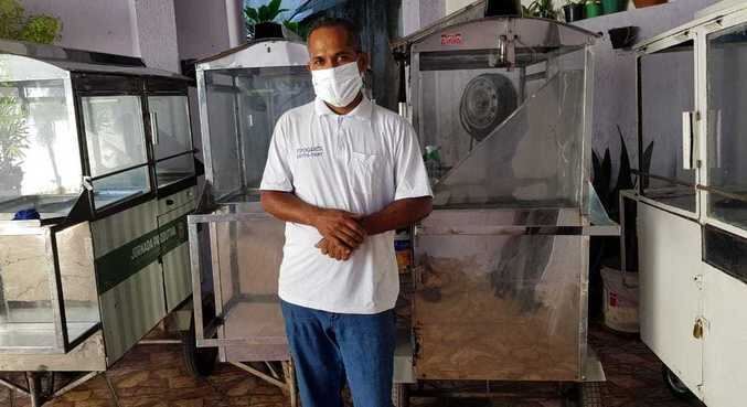 Outras nove pessoas da família de Santos também viviam da venda de pipocas