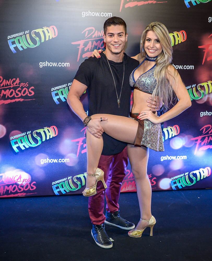 Arthur Aguiar vai dançar com a bailarina Mayara Araújo