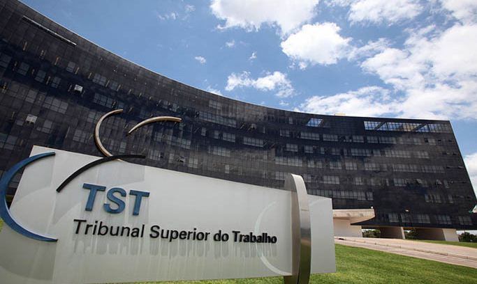 Normalmente, trabalhadores que recorrem à Justiça do Trabalho acabam indenizados