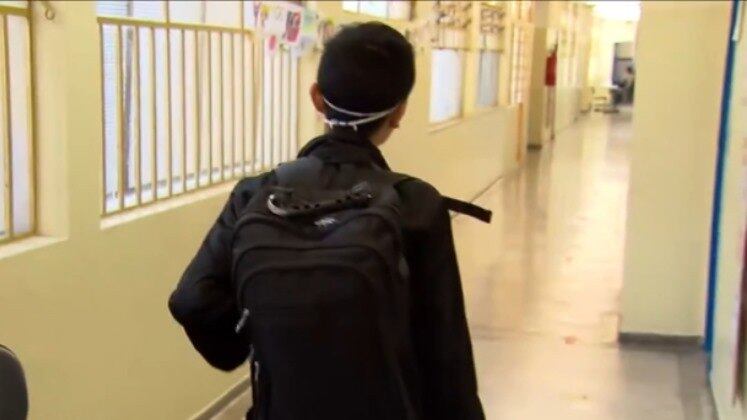 O Fala Brasil vai ao ar de segunda a sexta-feira, às 8h30, e aos sábados, a partir das 7h35.