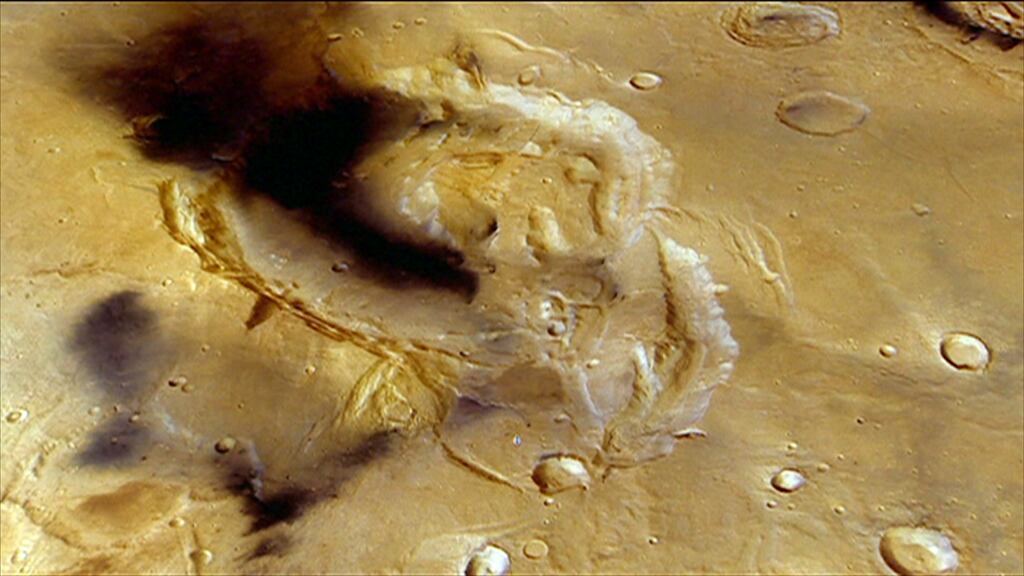 Os gases expelidos teriam influenciado na geração de uma atmosfera espessa no planeta e alterado o clima local.
Também teria expelido quantidades consideráveis de água e de elementos essenciais para a vida