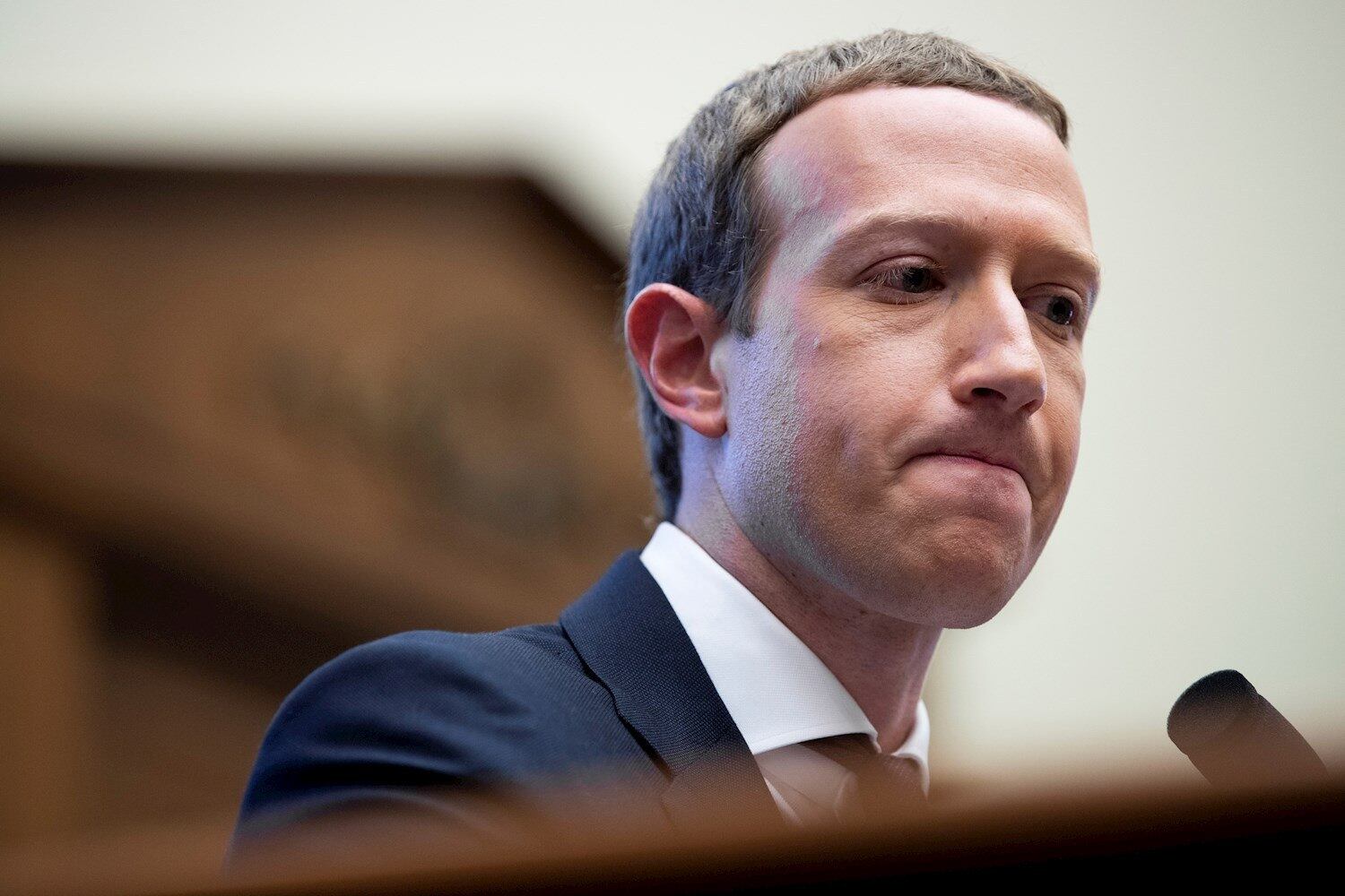 Facebook, de Mark Zuckerberg, monitora usuários