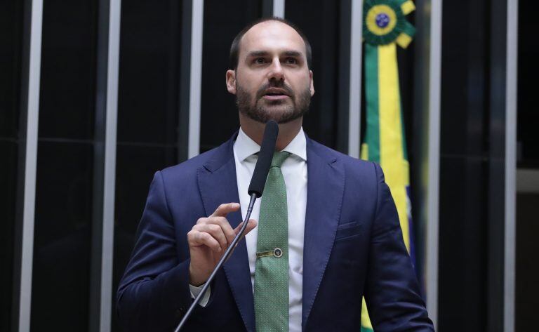 Eduardo Bolsonaro disse que jamais teve objetivo interferir em qualquer processo brasileiro