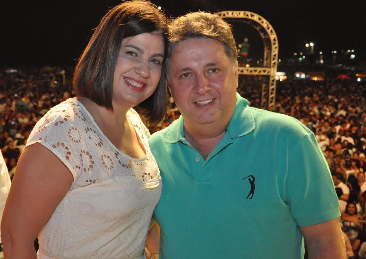 Casal é suspeito de participar de esquema de superfaturamento