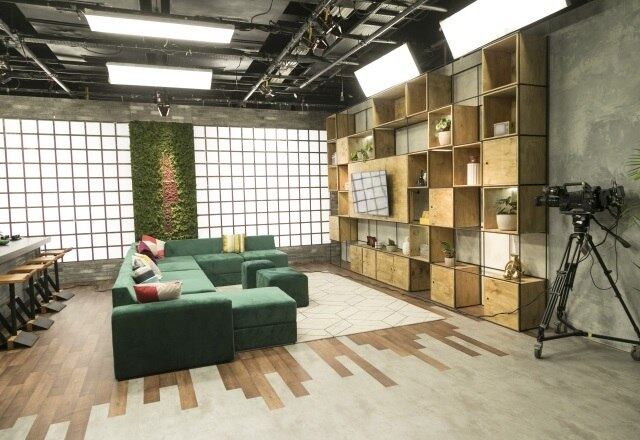 Um detalhe importante da casa é que não há portas. Ou seja, os participantes acabam se relacionando ainda mais nos ambientes