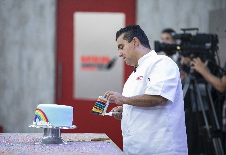 Antes disso, os nove participantes
que continuam na disputa terão que lutar contra o tempo para garantir a vitória
no Desafio do Confeiteiro