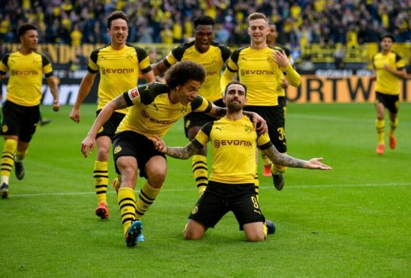 Espanhol marcou os dois gols que deram a liderança ao Dortmund