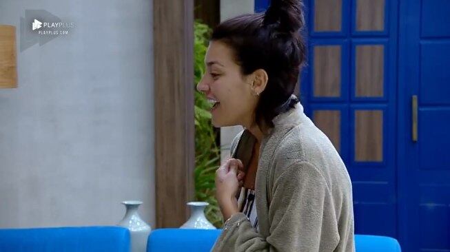 Já mais calma, ela comentou com Leo e Luane que vai começar a jogar a partir de agora. A modelo quer ficar amiga de Rafael Ilha para que ele se afaste de Nadja