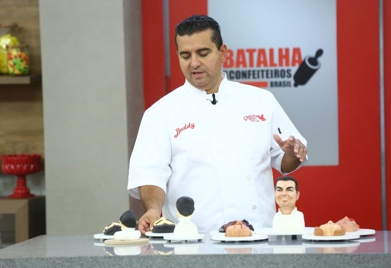Quem vencer o Desafio do Confeiteiro terá uma vantagem na próxima fase. Será que os competidores vão conseguir satisfazer o Cake Boss?  